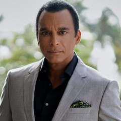 Jon Secada